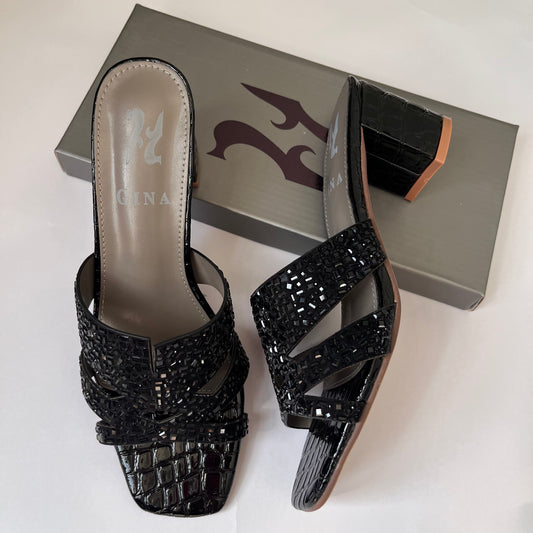 حذاء نسائي صندل بمقدمة مربعة وكعب عريض أسود Black square toe sandal block heel
