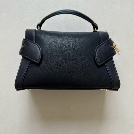 شنطة كريسبيلا لون أسود Chrisbella black bag , cross body bag