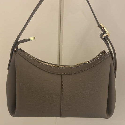 شنطة كريسبيلا حجم وسط رمادي Chrisbella grey hand bag