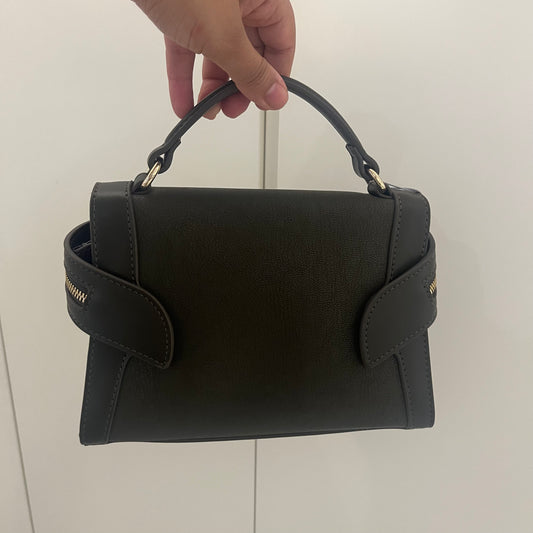 شنطة كريسبيلا لون أخضر جيشي غامق Chrisbella green bag