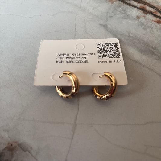 Elegant women's earrings, 1 pc زوج أقراط نسائية أنيقة قطعة واحدة