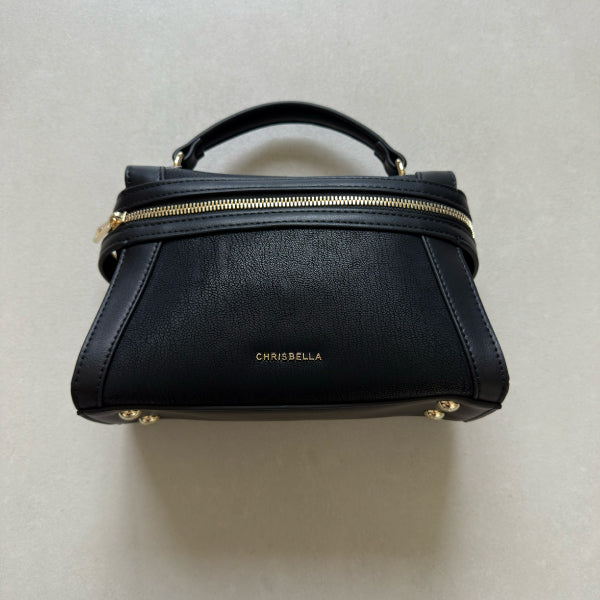 شنطة كريسبيلا لون أسود Chrisbella black bag , cross body bag