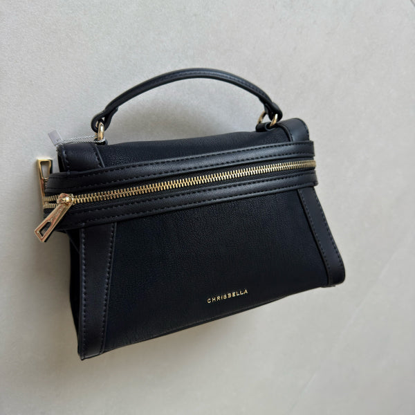 شنطة كريسبيلا لون أسود Chrisbella black bag , cross body bag
